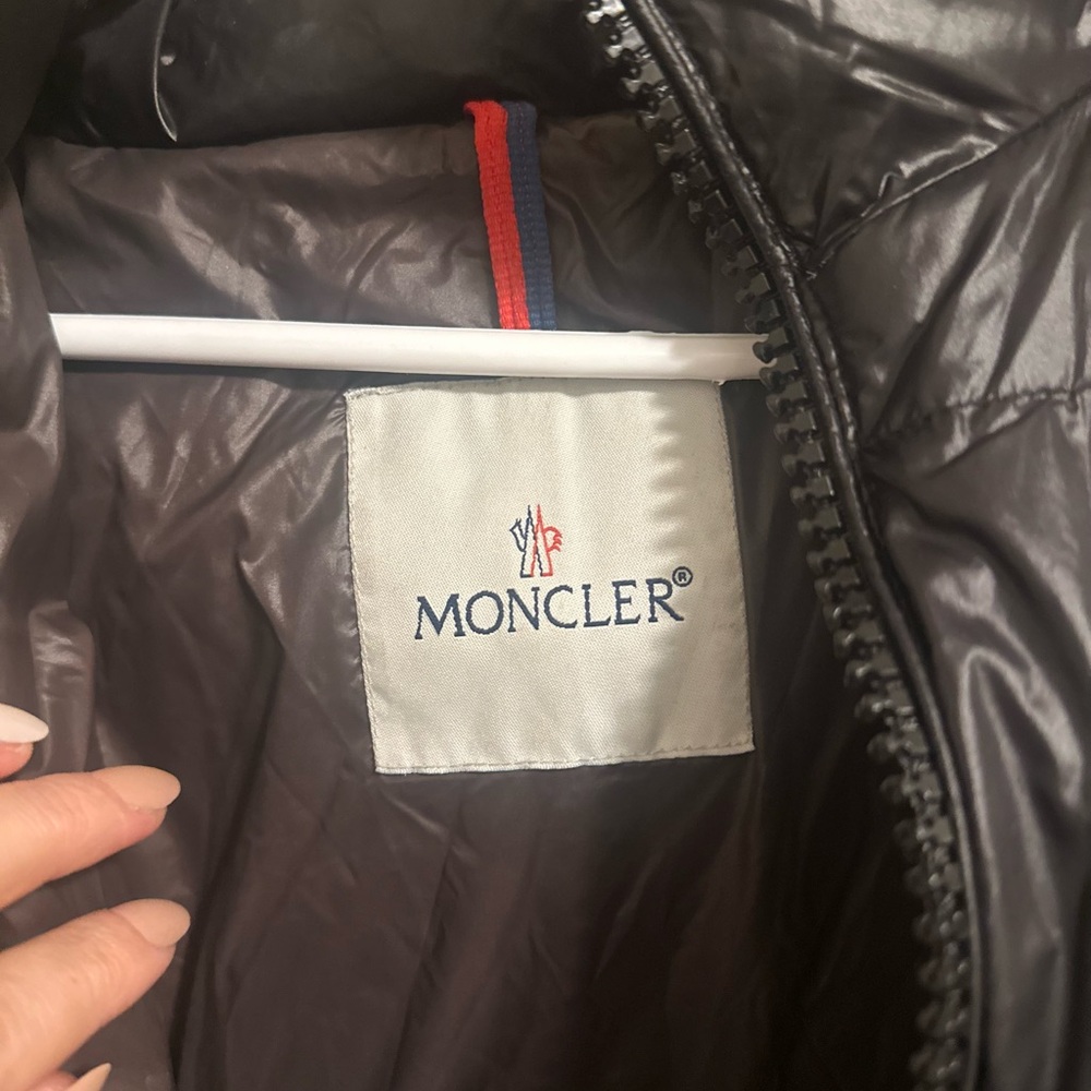 Authentic Moncler Maya Hooded Short Down Jacket - Picture 11 of 13